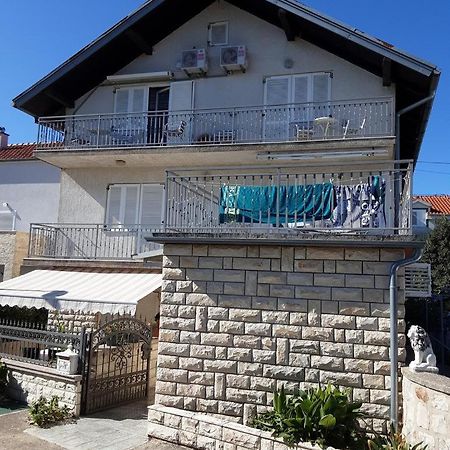 Primasrima Apartments Водице Екстер'єр фото