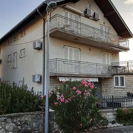 Primasrima Apartments Водице Екстер'єр фото