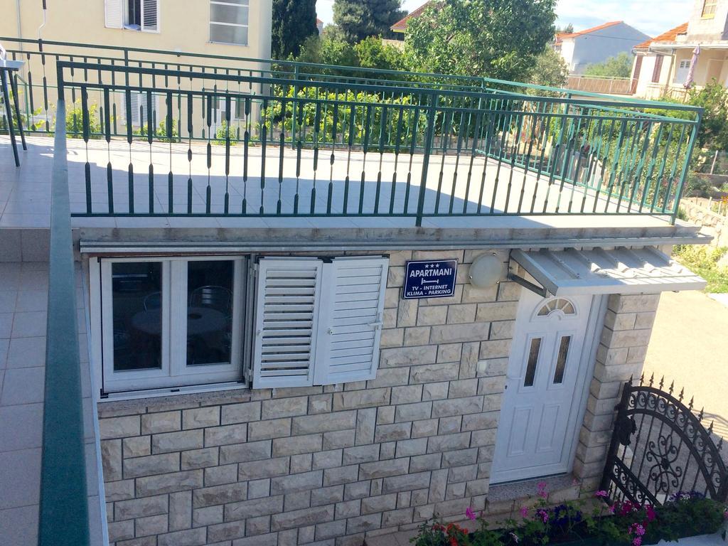 Primasrima Apartments Водице Екстер'єр фото
